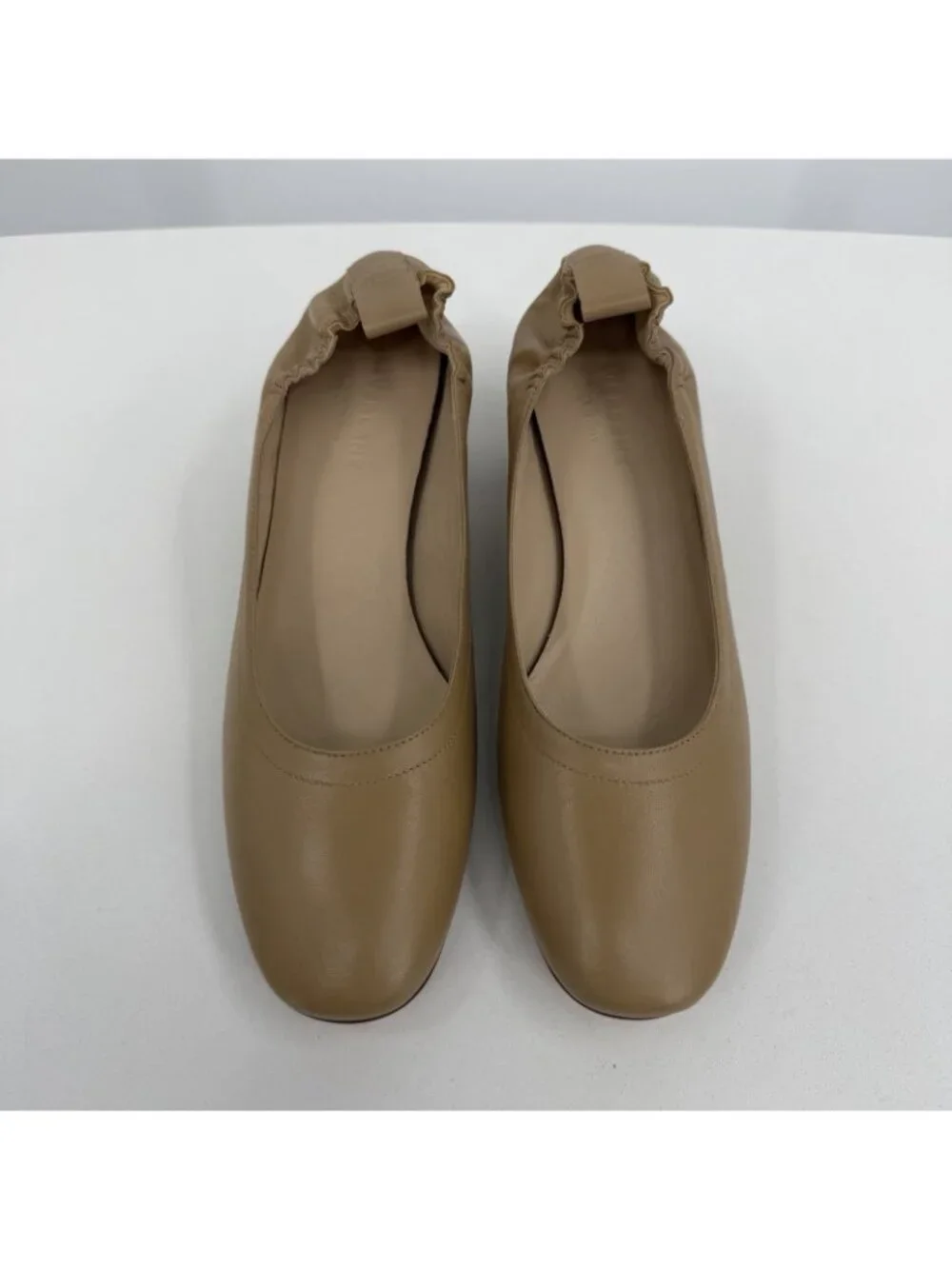 Everlane Italian Leather Day Heel Light Taupe 8.5 Women's Elastic Back Comfort